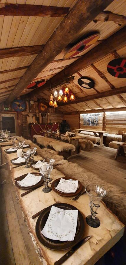 Vittfarnas Hird Vikingaby Sosdala Exterior foto