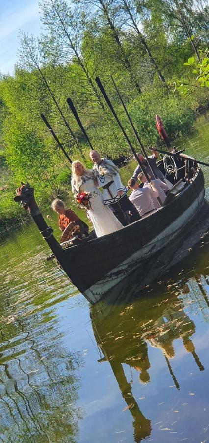 Vittfarnas Hird Vikingaby Sosdala Exterior foto